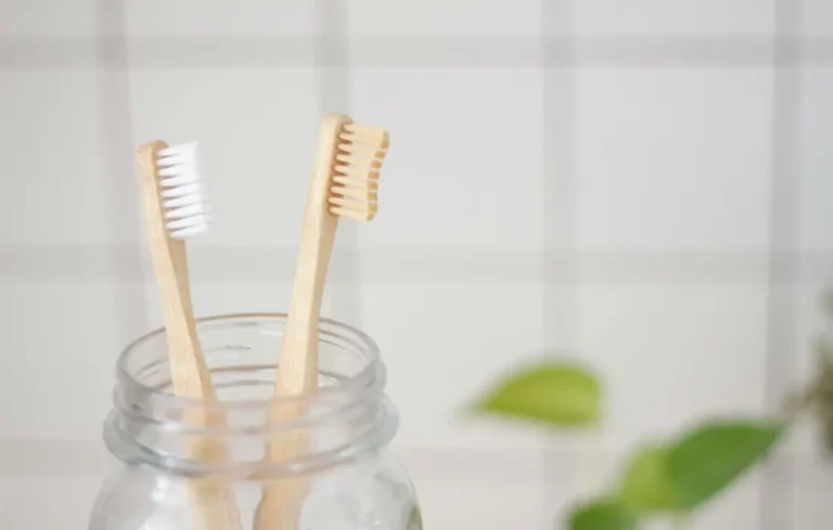 Oral Care Fulfillment - Zahnbürste Zahnpasta und mehr